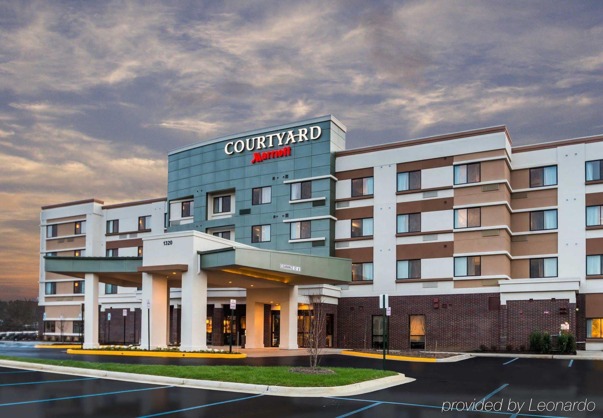Courtyard Largo Medical Center Drive Hotel Exterior photo